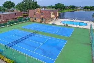 42 Springdale Cir, Palm Springs, FL 33461 - Photo 24