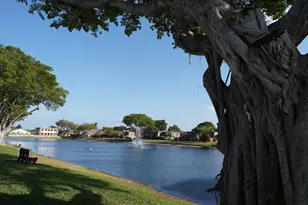 42 Springdale Cir, Palm Springs, FL 33461 - Photo 4