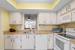 10 Willowbrook Ln, Delray Beach, FL 33446 - Photo 8