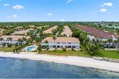 132 Las Brisas Circle, Hypoluxo, FL 33462 - Photo 32