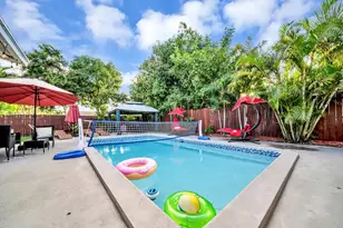 4310 Applecrest Dr, Palm Beach Gardens, FL 33410 - Photo 6