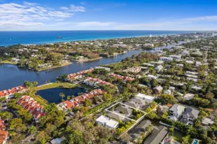 764 Lake Tr, Delray Beach, FL 33483 - Photo 2