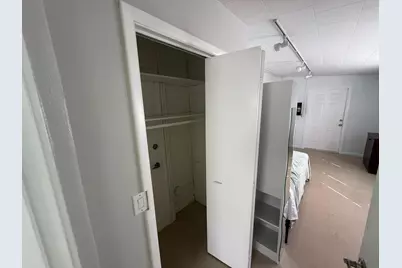 605 E Coast Avenue #2, Lantana, FL 33462 - Photo 4