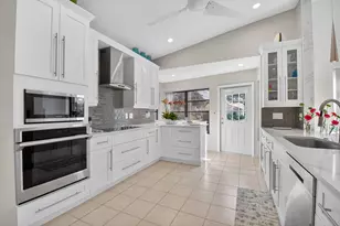 4560 Catamaran Cir, Boynton Beach, FL 33436 - Photo 10