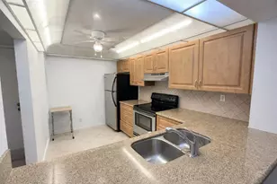 1 Royal Palm Way, Boca Raton, FL 33432 - Photo 4
