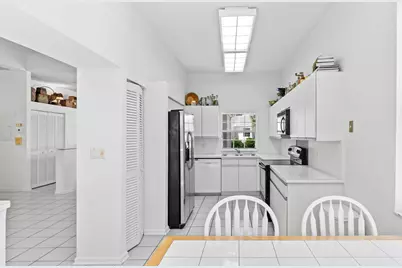 5142 Lake Catalina Drive #B, Boca Raton, FL 33496 - Photo 10