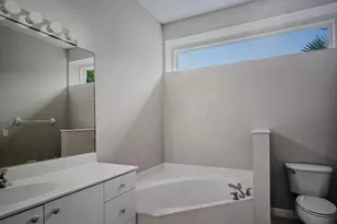 677 SW Andros Cir, Port Saint Lucie, FL 34986 - Photo 8