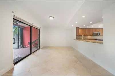 320 Deer Creek Wildwood Lane E, Deerfield Beach, FL 33442 - Photo 10