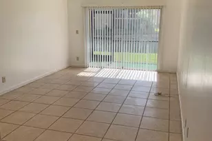 8020 N Colony Circle, Tamarac, FL 33321 - Photo 2