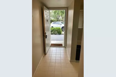 2621 Village Boulevard #104, West Palm Beach, FL 33409 - Photo 2