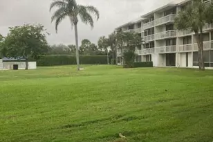 2621 Village Blvd, West Palm Beach, FL 33409 - Photo 16