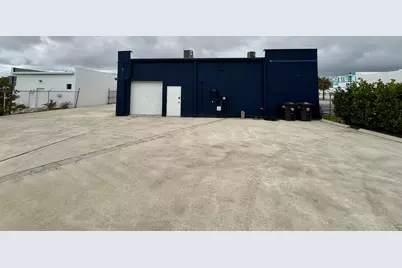 2300 N Dixie Highway, West Palm Beach, FL 33407 - Photo 4