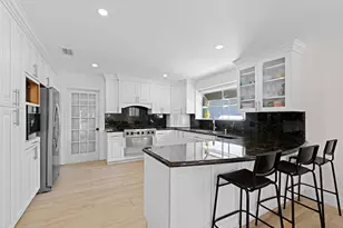 486 NW 1st St, Boca Raton, FL 33432 - Photo 10