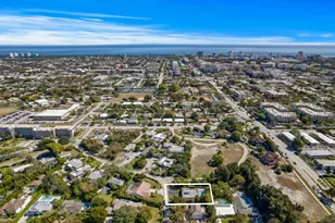 486 NW 1st St, Boca Raton, FL 33432 - Photo 32