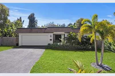 486 NW 1st Street, Boca Raton, FL 33432 - Photo 1