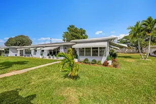 285 Main Blvd, Boynton Beach, FL 33435 - Photo 2