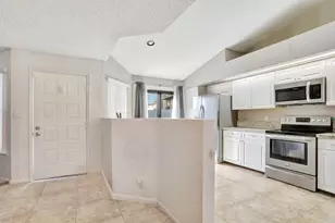 8353 Waterford Ave, Tamarac, FL 33321 - Photo 6