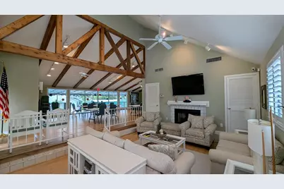 933 NE Sandalwood Place, Jensen Beach, FL 34957 - Photo 36