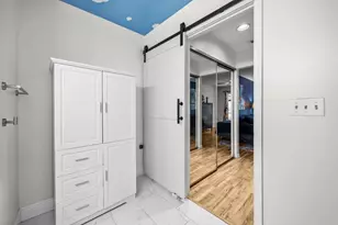 933 NE Sandalwood Pl, Jensen Beach, FL 34957 - Photo 10