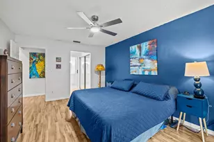 933 NE Sandalwood Pl, Jensen Beach, FL 34957 - Photo 12