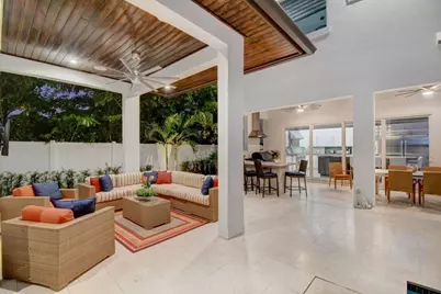 255 NE 3rd Court, Boca Raton, FL 33432 - Photo 18