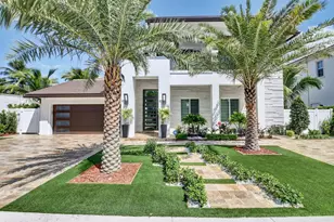 255 NE 3rd Ct, Boca Raton, FL 33432 - Photo 1