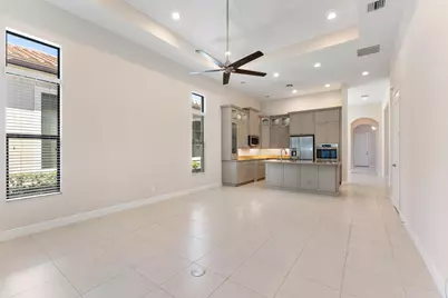 600 SE Fascino Circle, Port Saint Lucie, FL 34984 - Photo 10