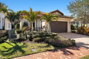 600 SE Fascino Cir, Port Saint Lucie, FL 34984 - Photo 1