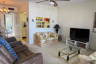 2840 Cynthia Ln, Lake Worth Beach, FL 33461 - Photo 6