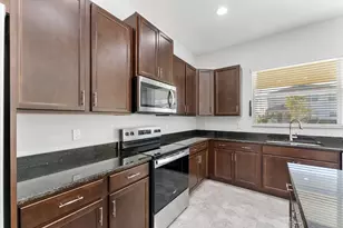 5747 Shr Pne Pl, Westlake, FL 33470 - Photo 10