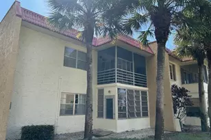 145 Lake Evelyn Dr, West Palm Beach, FL 33411 - Photo 4