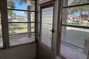 145 Lake Evelyn Dr, West Palm Beach, FL 33411 - Photo 16