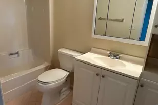 145 Lake Evelyn Dr, West Palm Beach, FL 33411 - Photo 12