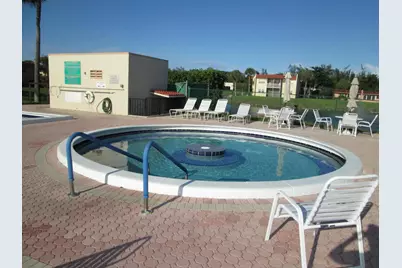 145 Lake Evelyn Drive, West Palm Beach, FL 33411 - Photo 32