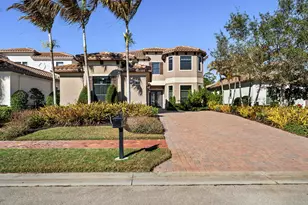 259 SE Calmo Circle, Port Saint Lucie, FL 34984 - Photo 2