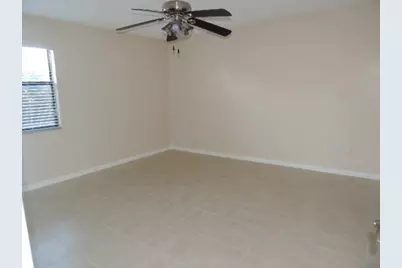 2505 Lakeview Circle, West Palm Beach, FL 33411 - Photo 10