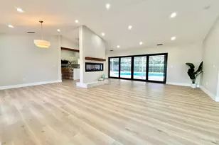 14 SE Paddock Cir, Jupiter, FL 33469 - Photo 4