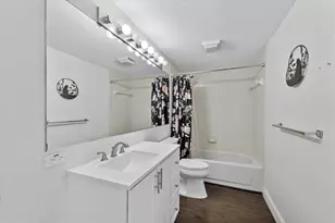 557 Green Springs Pl, West Palm Beach, FL 33409 - Photo 12