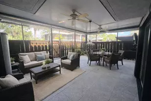 604 SE Castle Ct, Port Saint Lucie, FL 34952 - Photo 10