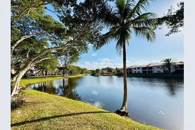 9261 Vista Del Lago, Boca Raton, FL 33428 - Photo 4