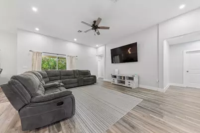 5244 NW E Piper Circle, Port Saint Lucie, FL 34986 - Photo 10