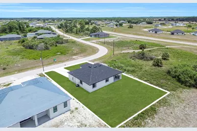 9035 W Broad Circle, Labelle, FL 33935 - Photo 40