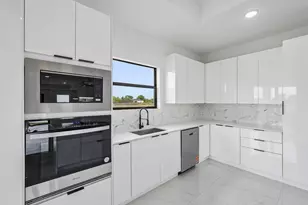 9035 W Broad Cir, Labelle, FL 33935 - Photo 4