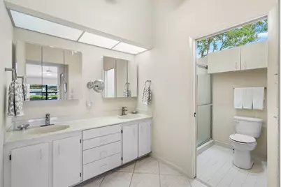 5722 Willow Creek Lane, Delray Beach, FL 33484 - Photo 18