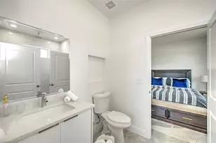 9006 S Castle Cir, Labelle, FL 33935 - Photo 16