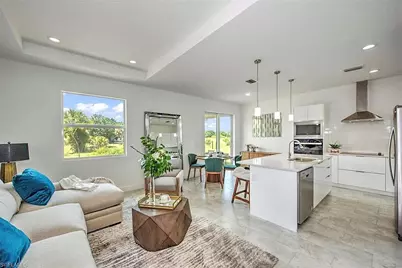 9006 S Castle Circle, Labelle, FL 33935 - Photo 8