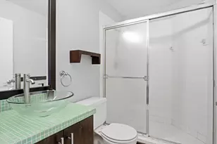 6211 Buena Vista Dr, Margate, FL 33063 - Photo 14