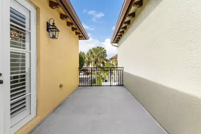 100 Via Floresta Drive, Boca Raton, FL 33487 - Photo 28