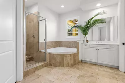 100 Via Floresta Drive, Boca Raton, FL 33487 - Photo 26