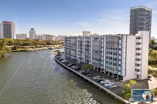 300 Diplomat Pkwy, Hallandale Beach, FL 33009 - Photo 48